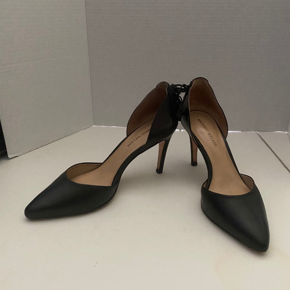 9M Antonio Melani Black with heel bow